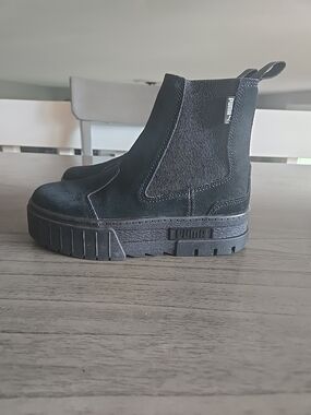 PUMA Black Platform Chelsea Boots